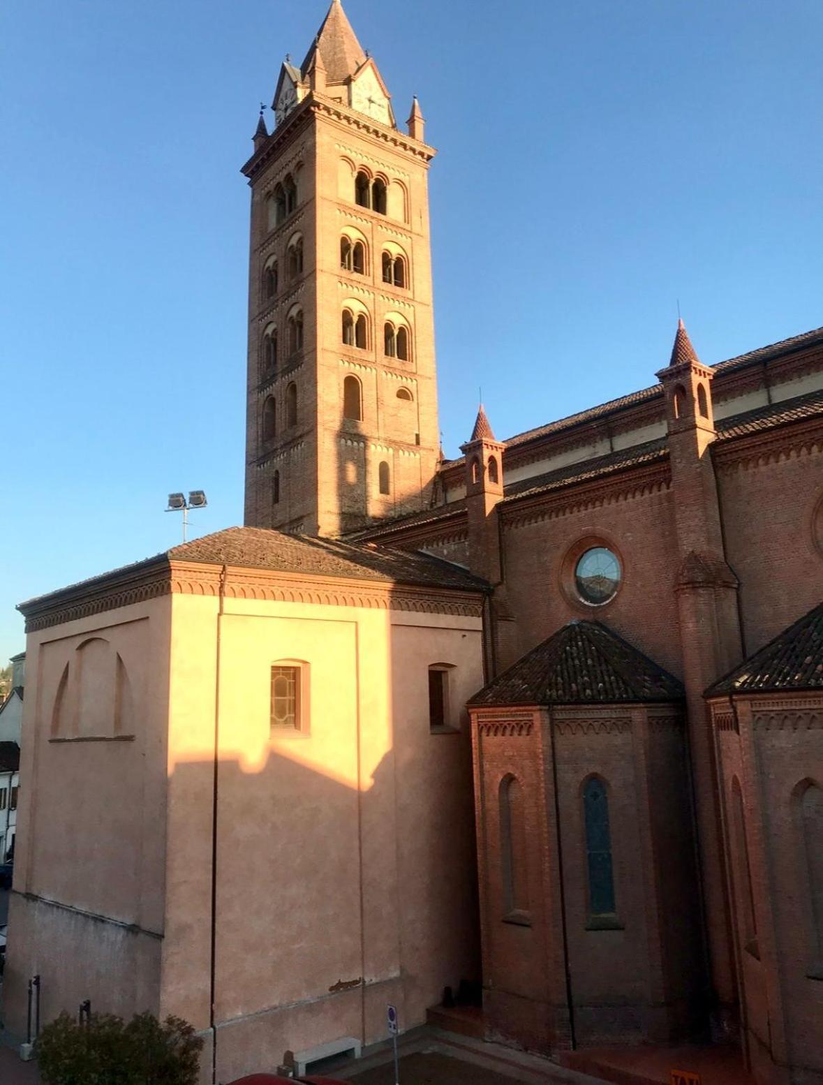 Historical Duomo Apartment Alba Exterior foto